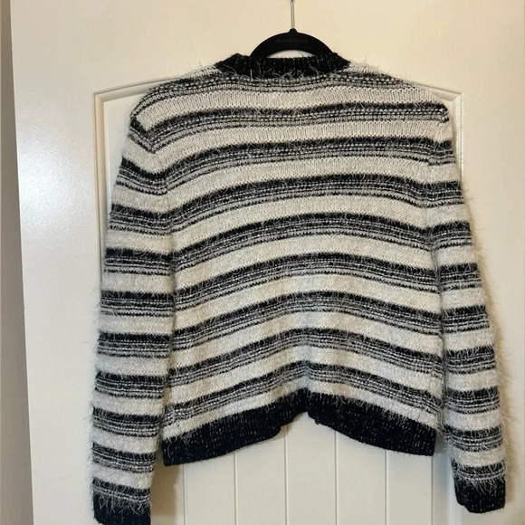 Coquette Girl Calvin Klein Black/White Stripe Textured Cardigan. Old Money. - Picture 4 of 7
